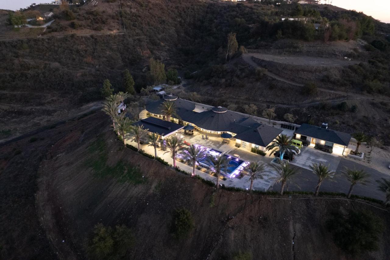 Iron Mansion Private Resort-Event Space 12000 Ft! Temecula Buitenkant foto