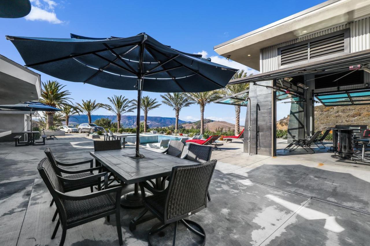 Iron Mansion Private Resort-Event Space 12000 Ft! Temecula Buitenkant foto
