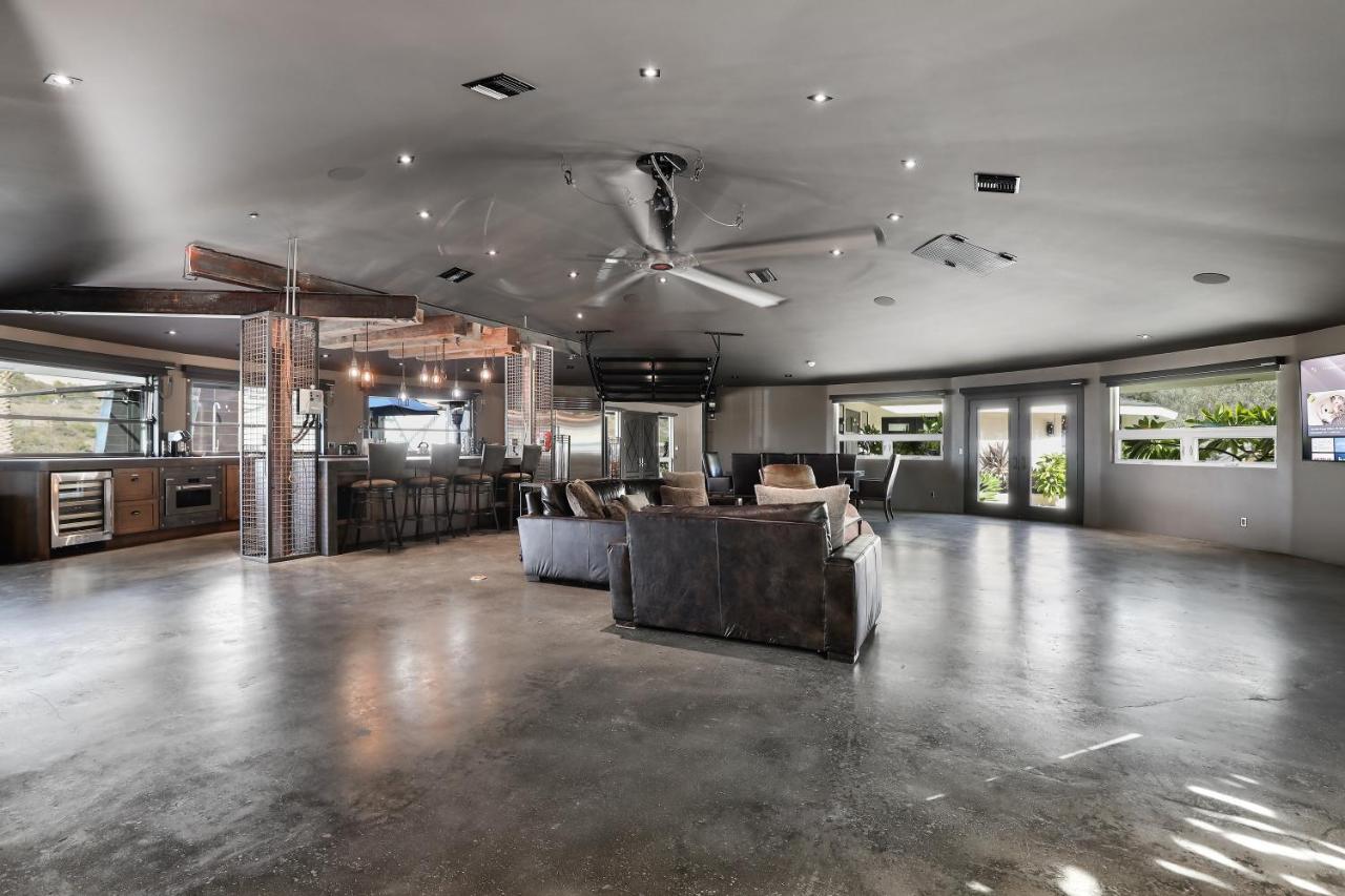 Iron Mansion Private Resort-Event Space 12000 Ft! Temecula Buitenkant foto