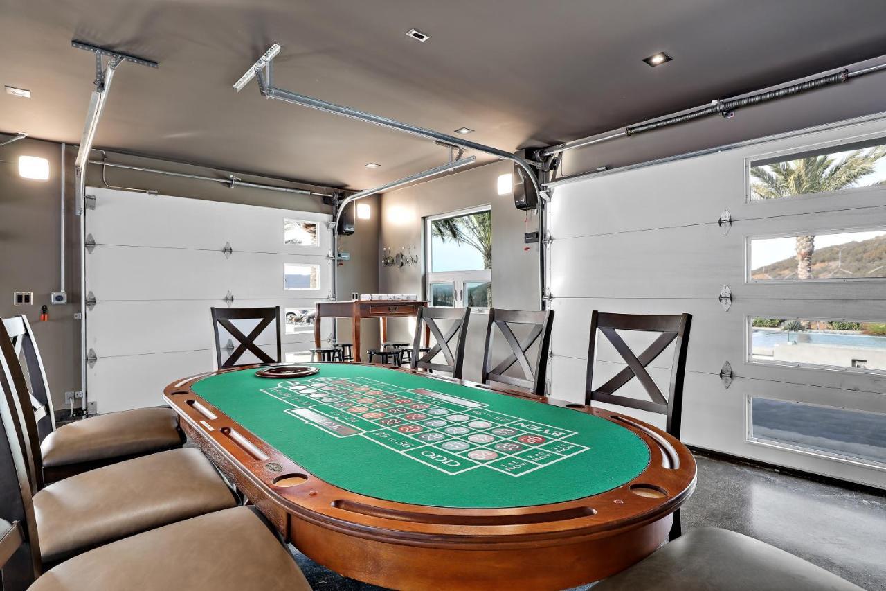 Iron Mansion Private Resort-Event Space 12000 Ft! Temecula Buitenkant foto